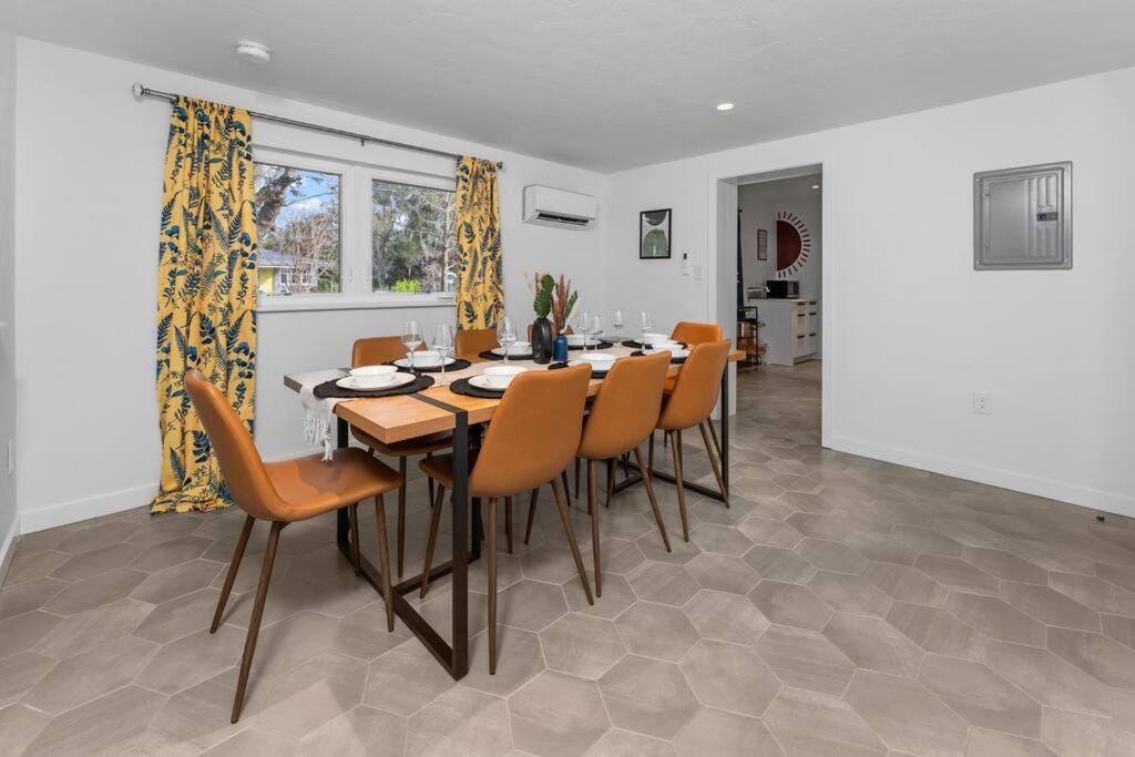 Smart Bungalow: 10-Min To Uf, Central Location Gainesville Eksteriør billede